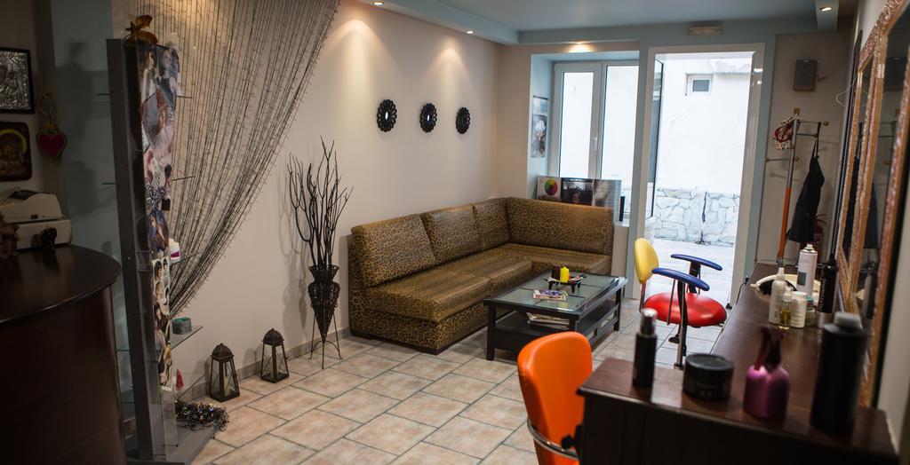 Voras Apartments Loutraki  Exterior photo