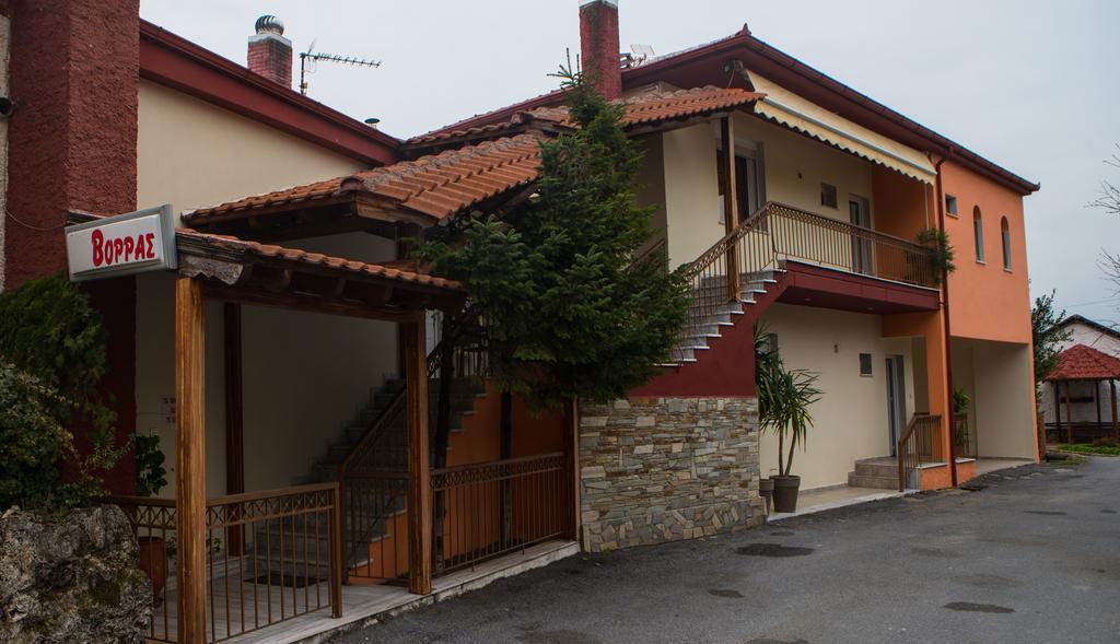 Voras Apartments Loutraki  Exterior photo
